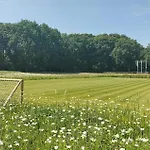 2 Bedroom Awesome In Semesterbostad Afferden (Limburg)