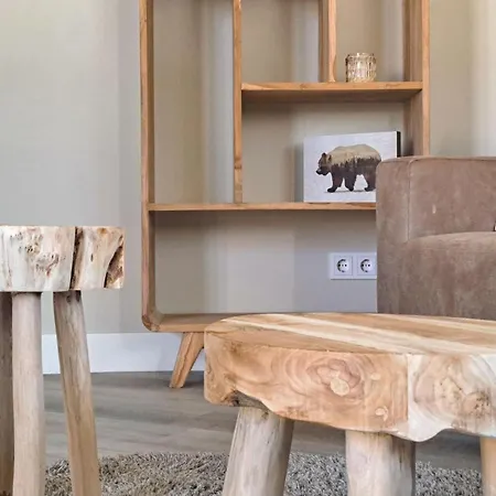 2 Bedroom Awesome In Nyaraló