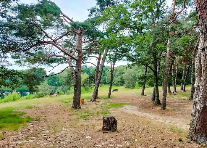 2 Bedroom Awesome In Σπίτι διακοπών Afferden (Limburg)