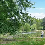 2 Bedroom Awesome In *